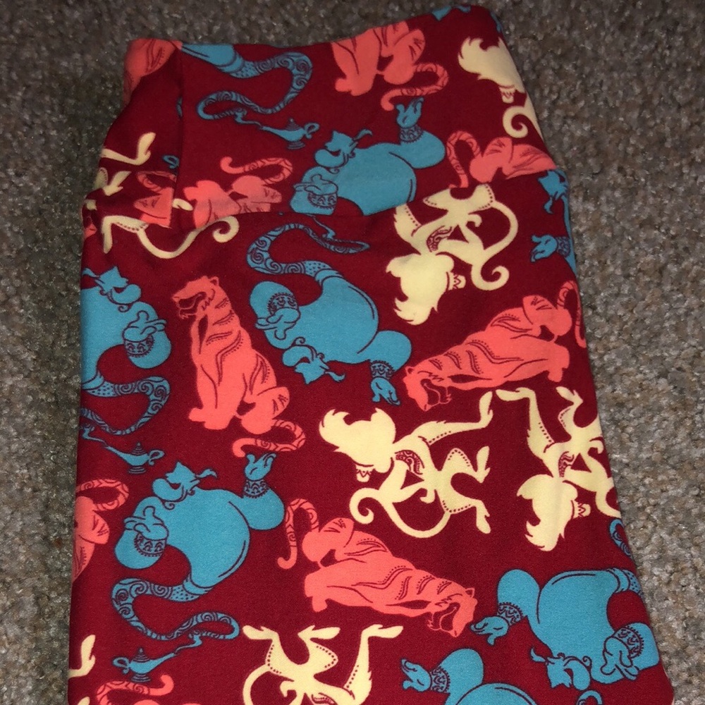 NWOT Disney Alladin LulaRoe Leggings